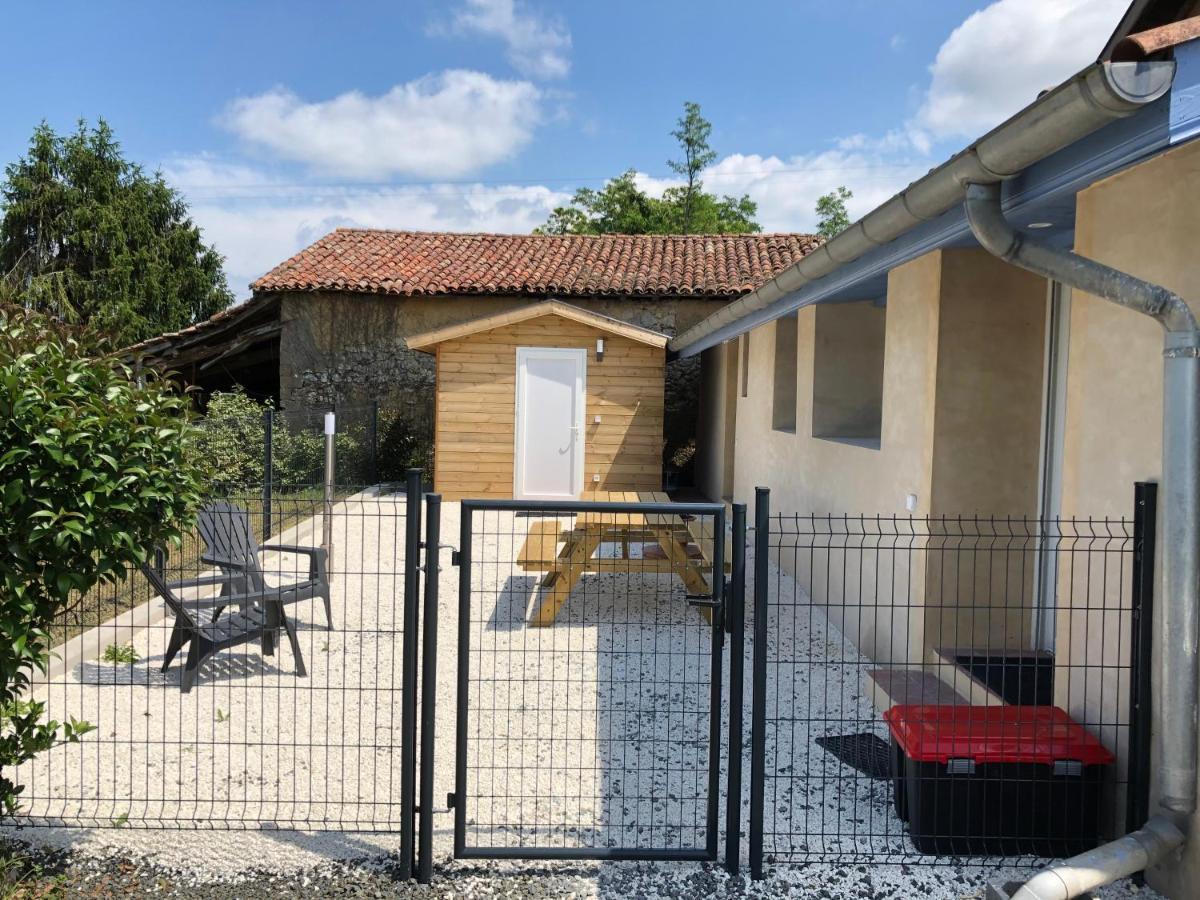 La Petite Ferme De Pouillon - Parc Animalier - Aire De Loisirs Bed & Breakfast ภายนอก รูปภาพ